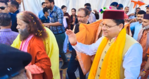 देहरादून: विकासनगर में नए यमुना घाट पहुंचे सीएम धामी, 25 फीट ऊंची प्रतिमा का किया अनावरण