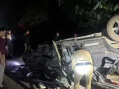 उत्तराखंड के रामनगर में भीषण सड़क हादसा, डंपर से टक्कर में स्कॉर्पियो सवार पति की मौत, पत्नी घायल