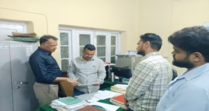 नैनीताल: जिला पंचायत में सरकारी फाइलें अभियंताओं के घर मिलीं, रिकॉर्ड व्यवस्था पर बड़ा सवाल, हिसाब-किताब गायब